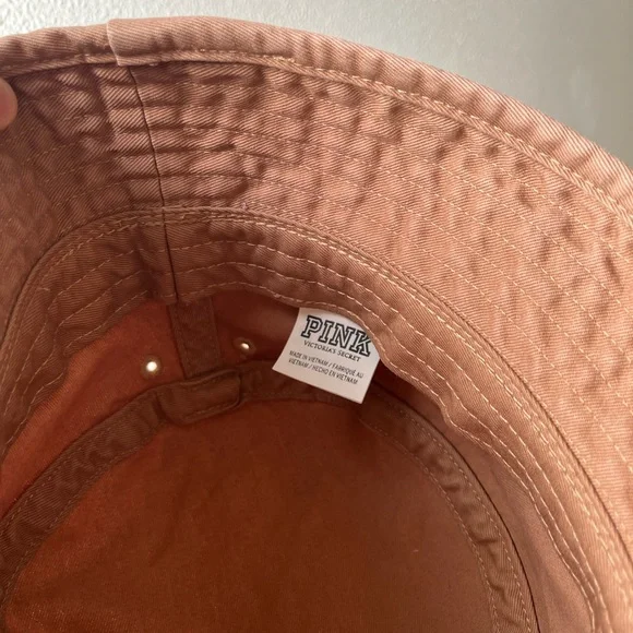 PINK Victoria’s Secret Mauve Brown Bucket Hat - Picture 4 of 6